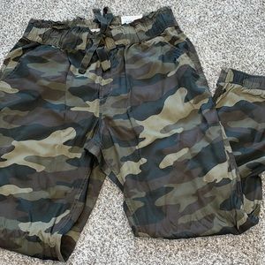 NWT juniors Sz L SO high rise joggers(